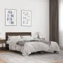 Engineered wood bed frame oak brown metal 135x190 cm by vidaXL, Beds and slatted bases - Ref: Foro24-3280166, Price: 141,98 €...