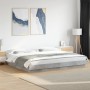 Estructura de cama madera de ingeniería gris hormigón 200x200cm de vidaXL, Camas y somieres - Ref: Foro24-3281164, Precio: 18...