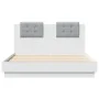 Estructura cama con cabecero madera ingeniería blanco 140x190cm de vidaXL, Camas y somieres - Ref: Foro24-3209947, Precio: 19...