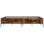 Estructura cama madera ingeniería metal roble ahumado 135x190cm de vidaXL, Camas y somieres - Ref: Foro24-3279814, Precio: 14...