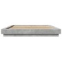 Estructura de cama madera de ingeniería gris hormigón 160x200cm de vidaXL, Camas y somieres - Ref: Foro24-3281178, Precio: 16...