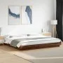Estructura de cama con luces LED madera roble marrón 200x200 cm de vidaXL, Camas y somieres - Ref: Foro24-3281076, Precio: 21...