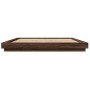 Estructura de cama con luces LED madera roble marrón 200x200 cm de vidaXL, Camas y somieres - Ref: Foro24-3281076, Precio: 22...