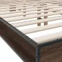 Engineered wood bed frame oak brown metal 140x200 cm by vidaXL, Beds and slatted bases - Ref: Foro24-3280196, Price: 146,56 €...