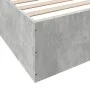 Betongrauer Bettrahmen aus Holzwerkstoff, 200 x 200 cm von vidaXL, Betten und Lattenroste - Ref: Foro24-3280989, Preis: 139,9...