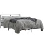 Estructura cama madera ingeniería metal gris Sonoma 140x200 cm de vidaXL, Camas y somieres - Ref: Foro24-3280045, Precio: 141...