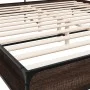 Estructura cama madera ingeniería metal marrón roble 200x200 cm de vidaXL, Camas y somieres - Ref: Foro24-3280066, Precio: 15...