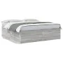 Estructura de cama madera de ingeniería gris Sonoma 200x200 cm de vidaXL, Camas y somieres - Ref: Foro24-3280900, Precio: 162...