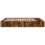 Estructura de cama madera de ingeniería roble ahumado 200x200cm de vidaXL, Camas y somieres - Ref: Foro24-3280542, Precio: 15...