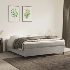 Estructura de cama sin colchón terciopelo gris claro 180x200 cm en Camas y somieres | Comprar online en Foro24
