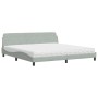 Cama con colchón terciopelo gris claro 200x200 cm