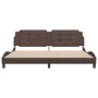 Estructura de cama cabecero cuero sintético marrón 200x200 cm de , Camas y somieres - Ref: Foro24-3208207, Precio: 200,46 €, ...