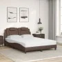 Bett mit brauner Kunstledermatratze 140x200 cm von , Betten und Lattenroste - Ref: Foro24-3208798, Preis: 418,64 €, Rabatt: %