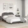 Estructura de cama con cabecero cuero sintético gris 140x200cm de , Camas y somieres - Ref: Foro24-3208099, Precio: 187,14 €,...