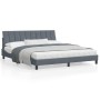 Estructura cama con cabecero terciopelo gris oscuro 180x200 cm de , Camas y somieres - Ref: Foro24-3207862, Precio: 257,04 €,...