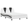 Bett mit weiß-schwarzem Kunstleder-Matratze 140x200 cm von , Betten und Lattenroste - Ref: Foro24-3208802, Preis: 433,87 €, R...