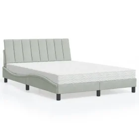 Cama con colchón terciopelo gris claro 140x200 cm de , Camas y somieres - Ref: Foro24-3208598, Precio: 388,66 €, Descuento: %
