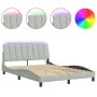 Bettgestell mit LED-Lichtern, hellgrauem Samt, 120x200 cm. von , Betten und Lattenroste - Ref: Foro24-3213769, Preis: 179,39 ...