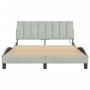 Bed frame with light gray velvet and LED lights 140x200 cm by , Beds and slatted bases - Ref: Foro24-3213781, Price: 199,03 €...