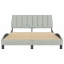 Estructura de cama con cabecero terciopelo gris claro 120x200cm de , Camas y somieres - Ref: Foro24-3207837, Precio: 170,36 €...