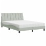 Bett mit hellgrauem Samtmatratze 120x200 cm von , Betten und Lattenroste - Ref: Foro24-3208586, Preis: 346,91 €, Rabatt: %