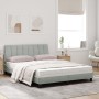 Bett mit hellgrauem Samtmatratze 120x200 cm von , Betten und Lattenroste - Ref: Foro24-3208586, Preis: 346,91 €, Rabatt: %