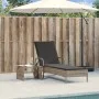 Liegestuhl mit Rädern und grauem Kunststoff-Rattankissen von , Liegen - Ref: Foro24-368310, Preis: 172,13 €, Rabatt: %
