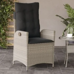 Verstellbarer Gartenliegestuhl mit hellgrauen PE-Rattan-Kissen. von , Gartenstühle - Ref: Foro24-365262, Preis: 134,77 €, Rab...