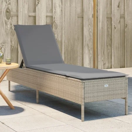 Sun lounger with beige synthetic rattan cushion by , Loungers - Ref: Foro24-4002722, Price: 152,02 €, Discount: %