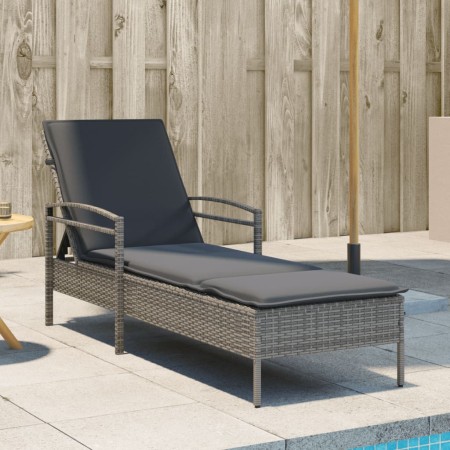 Liegestuhl mit grauem Kunststoffrattan-Kissen 63x200x81 cm von , Liegen - Ref: Foro24-368301, Preis: 153,32 €, Rabatt: %