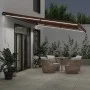 Toldo retráctil manual con luces LED marrón 500x350 cm de , Toldos - Ref: Foro24-3215412, Precio: 516,00 €, Descuento: %