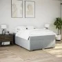 Box spring bed with light gray fabric mattress 140x200 cm by , Beds and slatted bases - Ref: Foro24-3285137, Price: 436,19 €,...