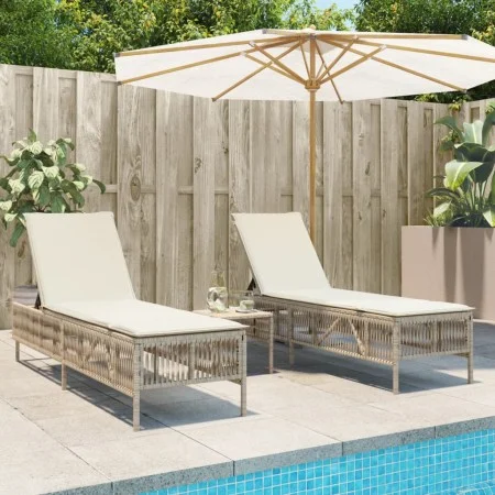 Liegestühle mit Tisch, 2 Stück, aus synthetischem Rattan in Beige. von , Liegen - Ref: Foro24-4002750, Preis: 288,81 €, Rabat...