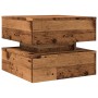 Mesa de centro con luces LED madera envejecida 50x50x40 cm de , Mesas de centro - Ref: Foro24-857716, Precio: 71,67 €, Descue...
