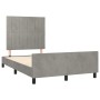 Estructura de cama sin colchón terciopelo gris claro 120x200 cm