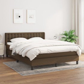 Cama box spring con colchón tela marrón oscuro 140x190 cm en Camas y somieres | Comprar online en Foro24