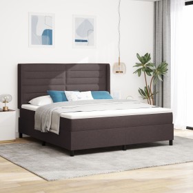 Cama con somier y colchón marrón oscuro 180x200 cm tela de , Camas y somieres - Ref: Foro24-3341598, Precio: 648,62 €, Descue...