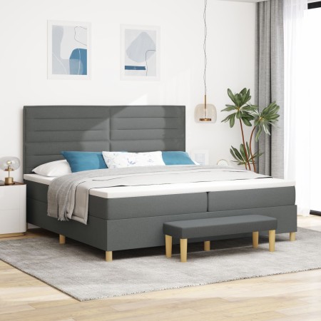Cama con somier con colchón y banco gris oscuro 200x200 cm de tela von , Betten und Lattenroste - Ref: Foro24-3344248, Preis:...