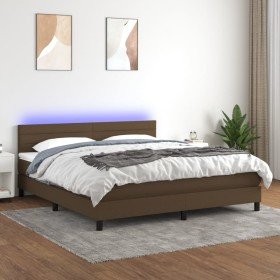 Cama box spring colchón luces LED tela marrón oscuro 180x200cm en Camas y somieres | Comprar online en Foro24