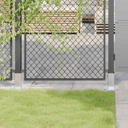Bases para postes cuadradas 4 uds. Plata 61x61 mm de , Postes de cerca - Ref: Foro24-42000004, Precio: 23,53 €, Descuento: %