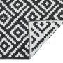Alfombra de exterior ARAKIL blanco y negro 140x200 cm PP de , Protectores para exterior - Ref: Foro24-368576, Precio: 34,01 €...