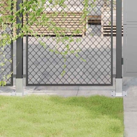 Bases para postes cuadradas 12 uds. Plata 71x71 mm de , Postes de cerca - Ref: Foro24-42000007, Precio: 57,63 €, Descuento: %