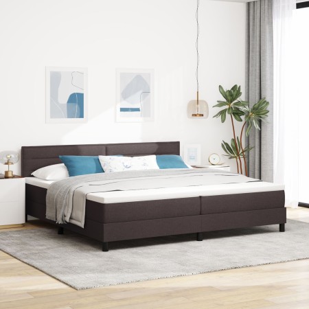 Cama Box Spring con colchón Marrón Oscuro 200x200 cm Tela de , Camas y somieres - Ref: Foro24-3338639, Precio: 595,09 €, Desc...