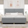 Cama con Base de Muelles y Colchón Gris Claro 200x200 cm Tela de , Camas y somieres - Ref: Foro24-3339721, Precio: 654,30 €