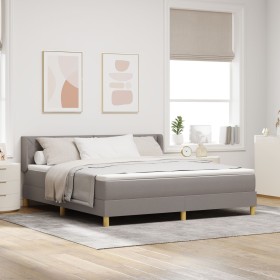 Cama con Somier con Colchón Taupe 180x200 cm Tela, Cabecero Diseño de Bloques Diamante Taupe 180 cm Tela by , Beds and slatte...