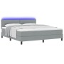 Cama con Somier con Colchón y LED Gris Claro 180x200 cm Tela | Foro24.es | Tu tienda online para hogar, jardín y más Foro24.es