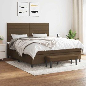 Cama box spring con colchón tela marrón oscuro 180x200 cm en Camas y somieres | Comprar online en Foro24