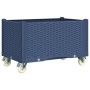 Jardinera con ruedas PP azul gris 80x50x54 cm von , Töpfe und Pflanzgefäße - Ref: Foro24-367976, Preis: 126,18 €, Rabatt: %