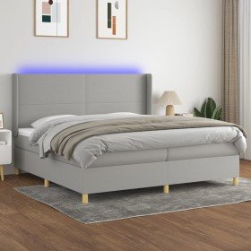 Cama box spring con colchón tela y LED gris claro 200x200 cm en Camas y somieres | Comprar online en Foro24