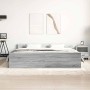 Estructura de cama con cabecero piecero gris Sonoma 180x200 cm